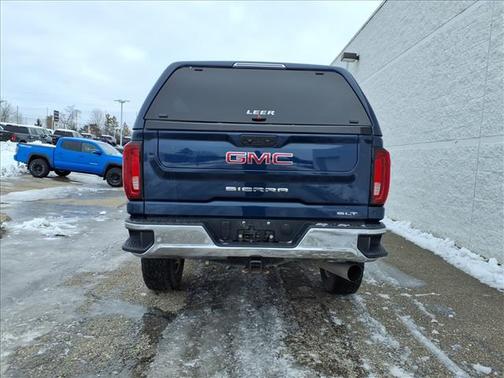 2022 GMC Sierra 3500 SLT