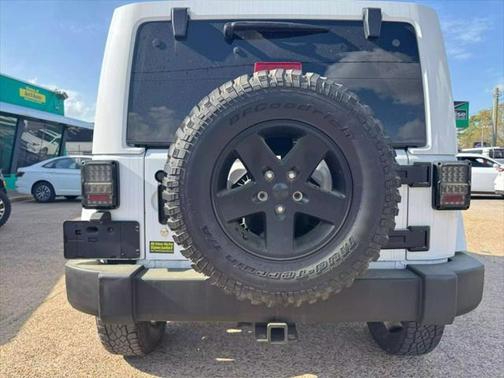 2012 Jeep Wrangler Unlimited Sahara