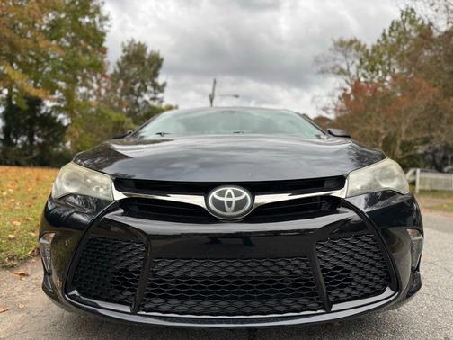 2017 Toyota Camry XSE