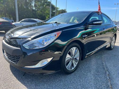 2015 Hyundai SONATA Hybrid Limited