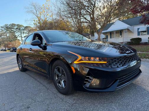 2022 Kia K5 LXS