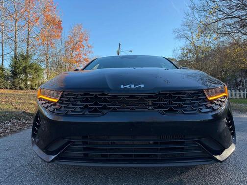 2022 Kia K5 LXS