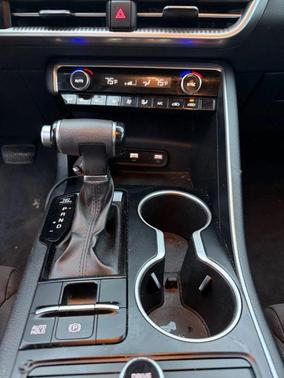 2022 Kia K5 LXS Sedan 4D