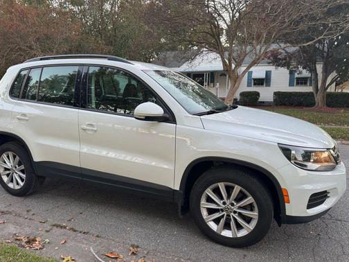 2018 Volkswagen Tiguan Limited 2.0T 4MOTION