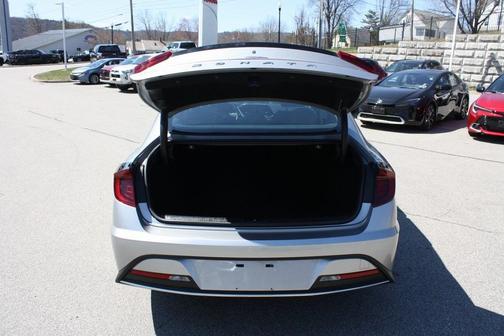 2021 Hyundai SONATA Hybrid Blue