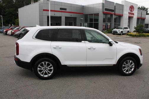 2022 Kia Telluride LX