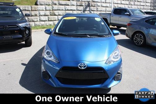 2016 Toyota Prius c Three