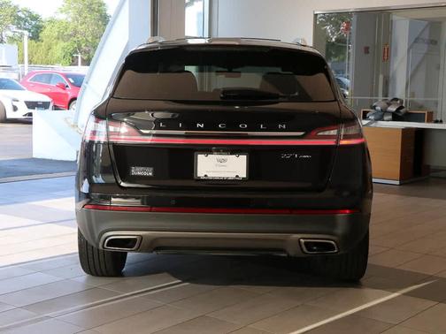 2019 Lincoln Nautilus Reserve