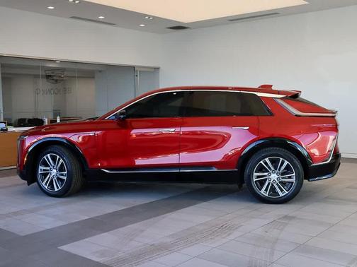 2024 Cadillac LYRIQ Luxury