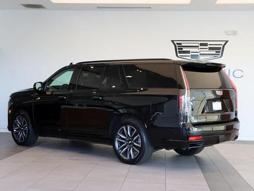 2022 Cadillac Escalade ESV Sport Platinum