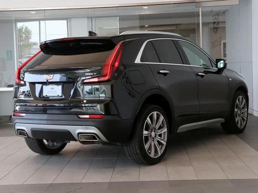 2021 Cadillac XT4 Premium Luxury