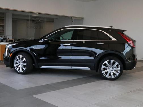 2021 Cadillac XT4 Premium Luxury