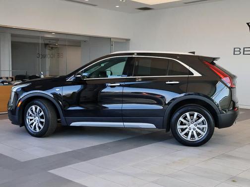 Stellar Black Metallic 2023 Cadillac XT4 Premium Luxury