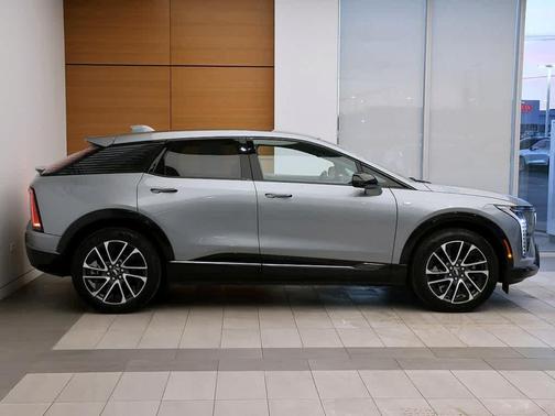 2025 Cadillac OPTIQ Sport