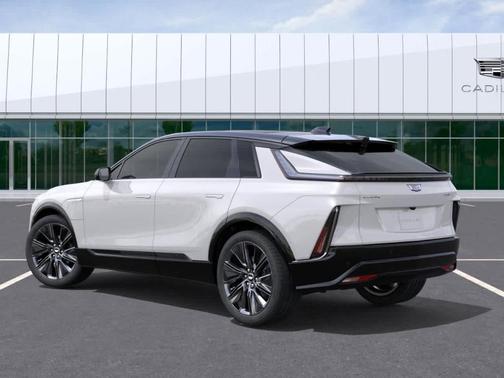 2025 Cadillac LYRIQ Sport