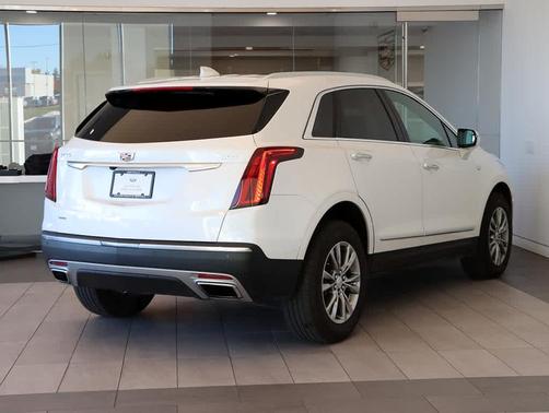 2022 Cadillac XT5 Premium Luxury