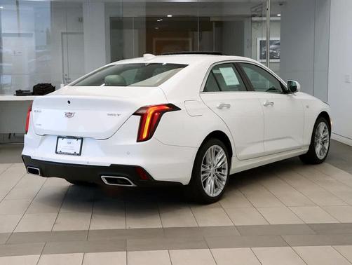 2022 Cadillac CT4 Premium Luxury