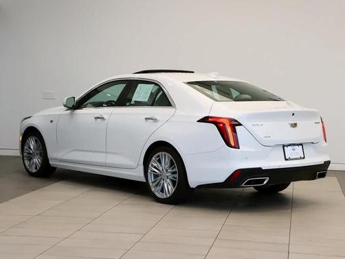 2022 Cadillac CT4 Premium Luxury