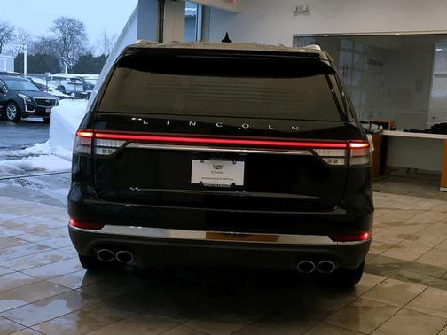 2022 Lincoln Aviator Reserve AWD