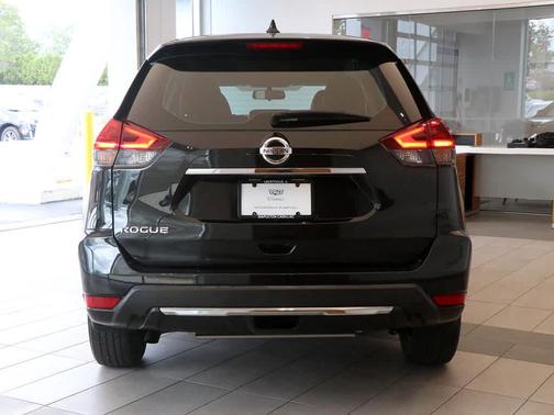 2018 Nissan Rogue S