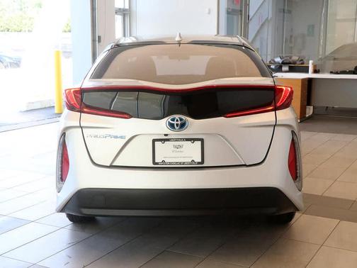2018 Toyota Prius Prime Plus