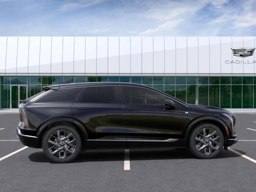 2025 Cadillac OPTIQ Luxury