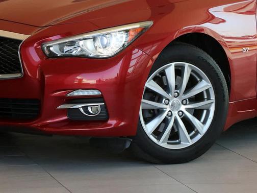 2014 INFINITI Q50 Premium