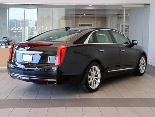 2016 Cadillac XTS Luxury Collection