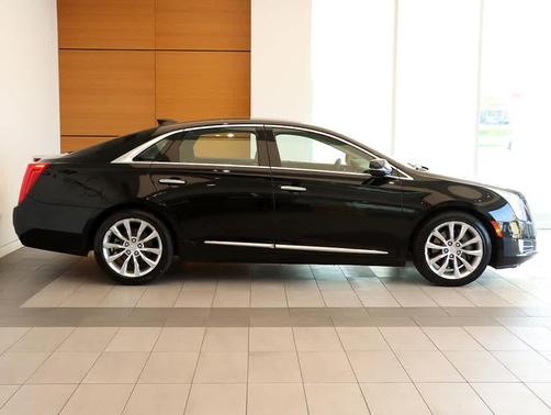 2016 Cadillac XTS Luxury Collection