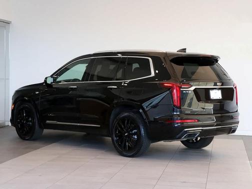 2023 Cadillac XT6 Premium Luxury AWD