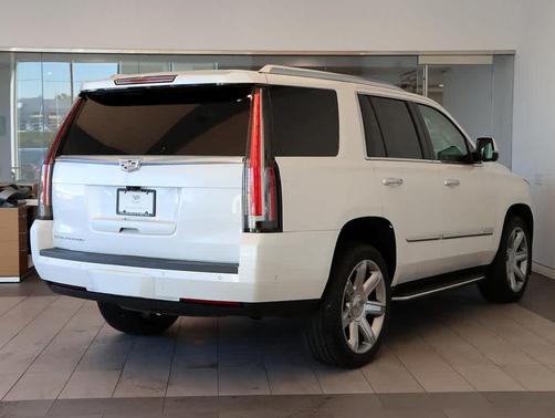 2018 Cadillac Escalade Luxury