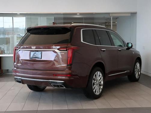 2022 Cadillac XT6 Premium Luxury AWD