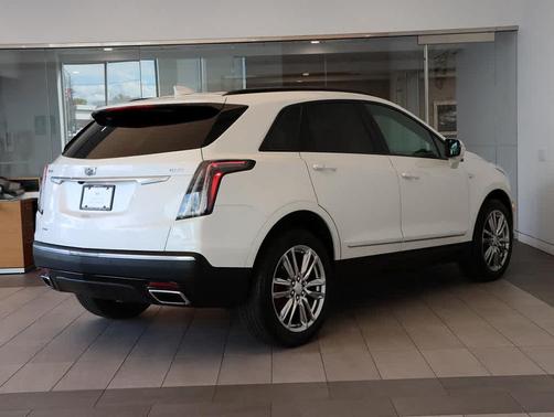 2022 Cadillac XT5 Sport