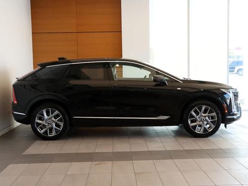 2025 Cadillac OPTIQ Luxury