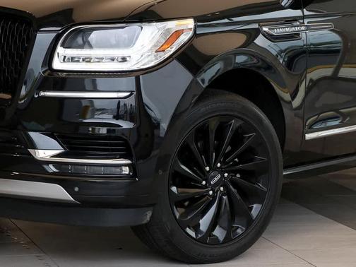 2021 Lincoln Navigator Black Label