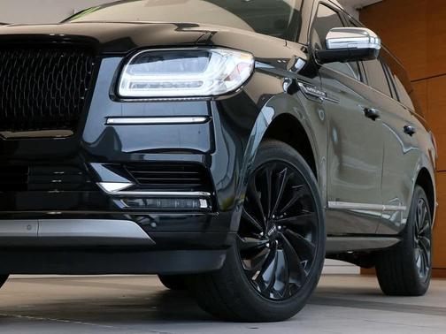 2021 Lincoln Navigator Black Label