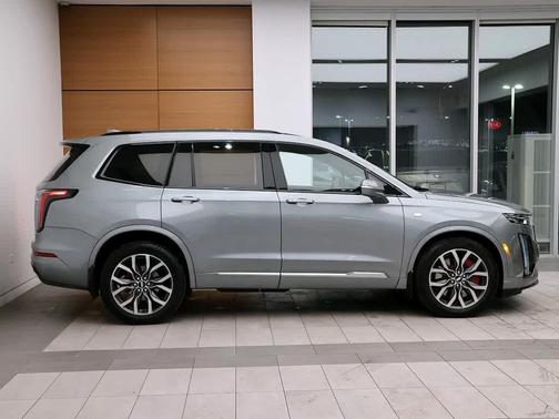 2023 Cadillac XT6 Sport AWD