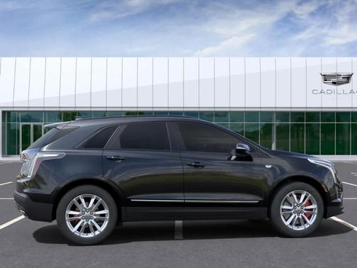 2025 Cadillac XT5 Sport
