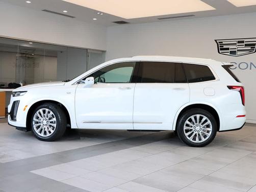 2023 Cadillac XT6 Premium Luxury AWD