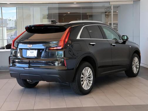 Stellar Black Metallic 2024 Cadillac XT4 Luxury