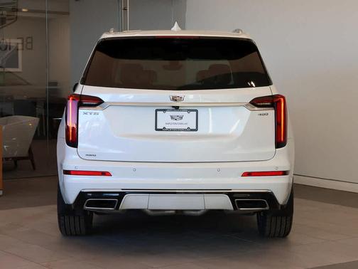 2022 Cadillac XT6 Premium Luxury AWD