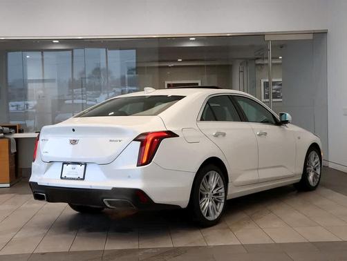 2023 Cadillac CT4 Premium Luxury