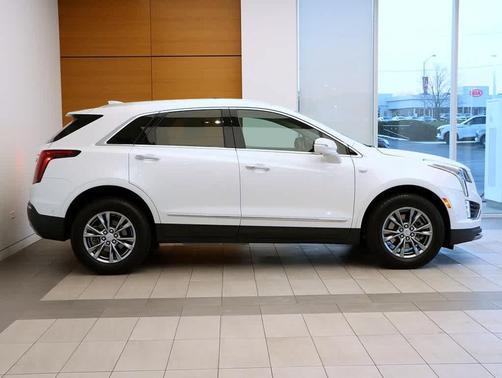 2023 Cadillac XT5 Premium Luxury