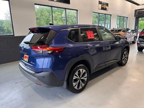 Caspian Blue Metallic 2022 Nissan Rogue SV