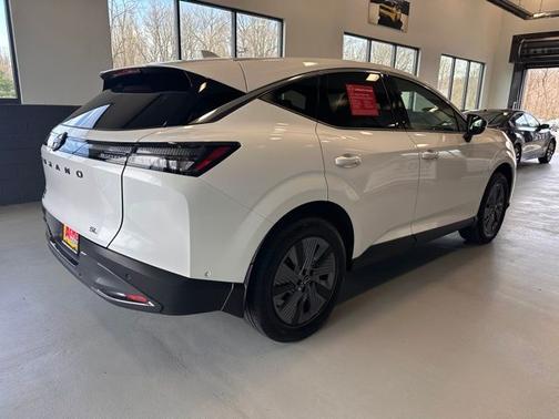 Everest White Pearl Tricoat 2025 Nissan Murano SL