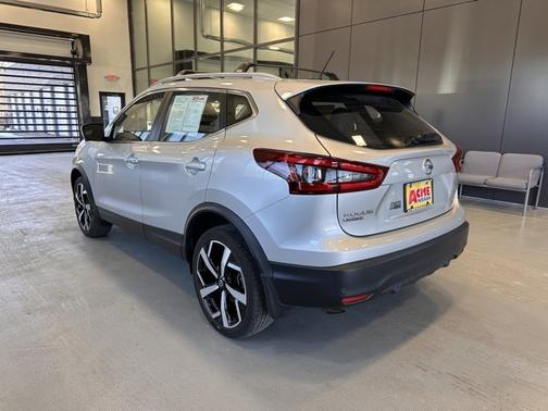 2022 Nissan Rogue Sport SL