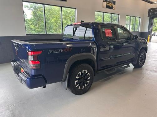 Deep Blue Pearl 2023 Nissan Frontier PRO-4X