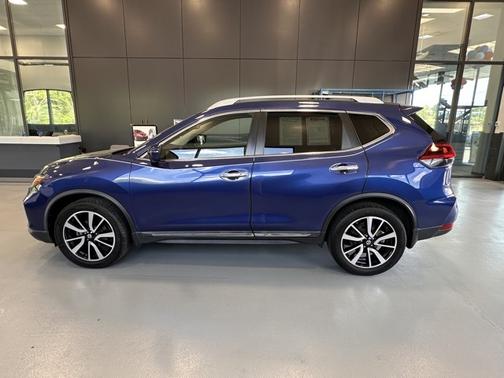 2020 Nissan Rogue SL