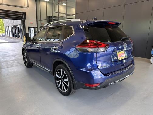 2020 Nissan Rogue SL