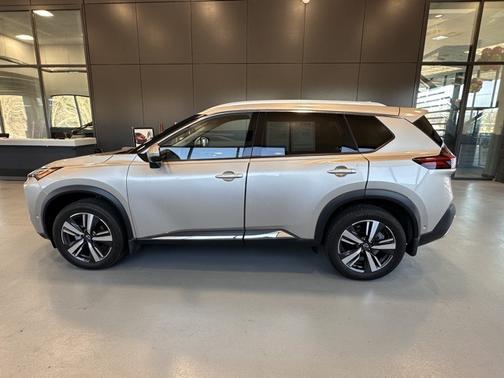 2022 Nissan Rogue Platinum